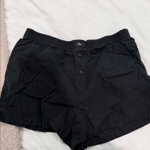 Aritzia Black Women's Shorts